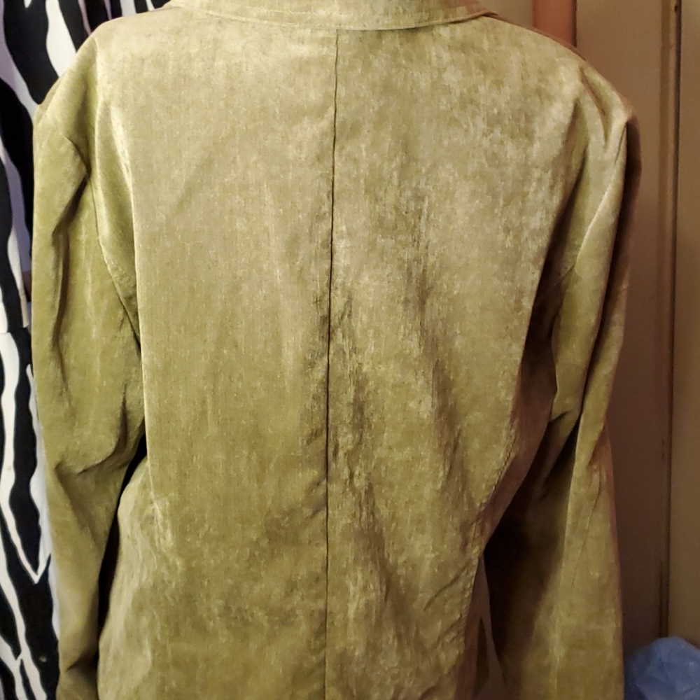 Green Jacket - Picture 3 of 5